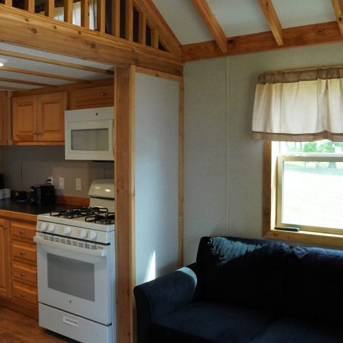 Lakeview-Cindy-Bear-kitchen-living